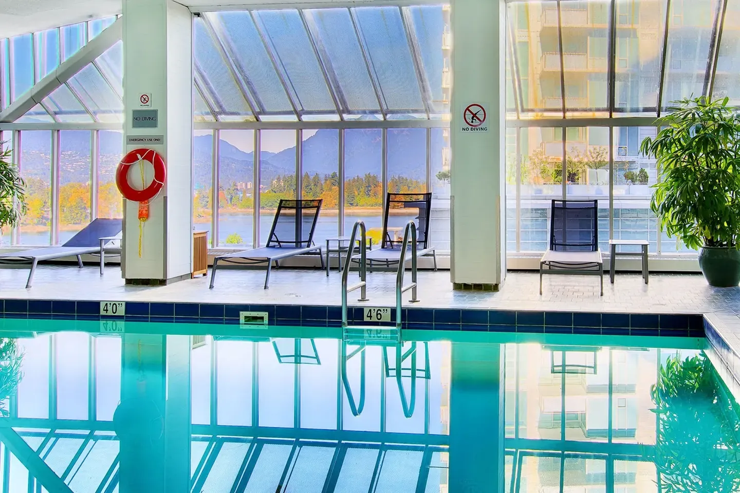 Downtown hotel exterior in Vancouver, British Columbia